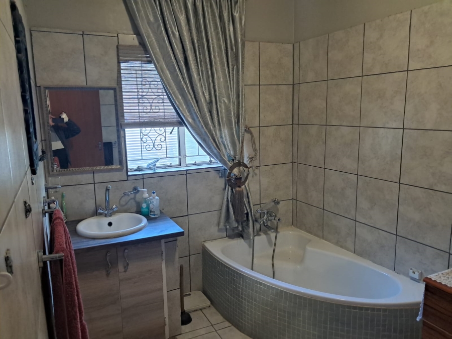 3 Bedroom Property for Sale in St Helena Free State